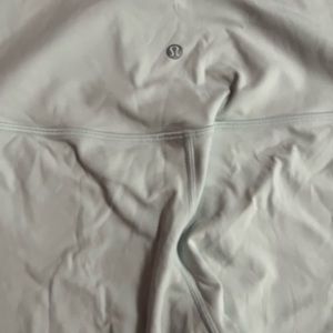 Lululemon size 8 Wunder Under High Rise Tights 25”